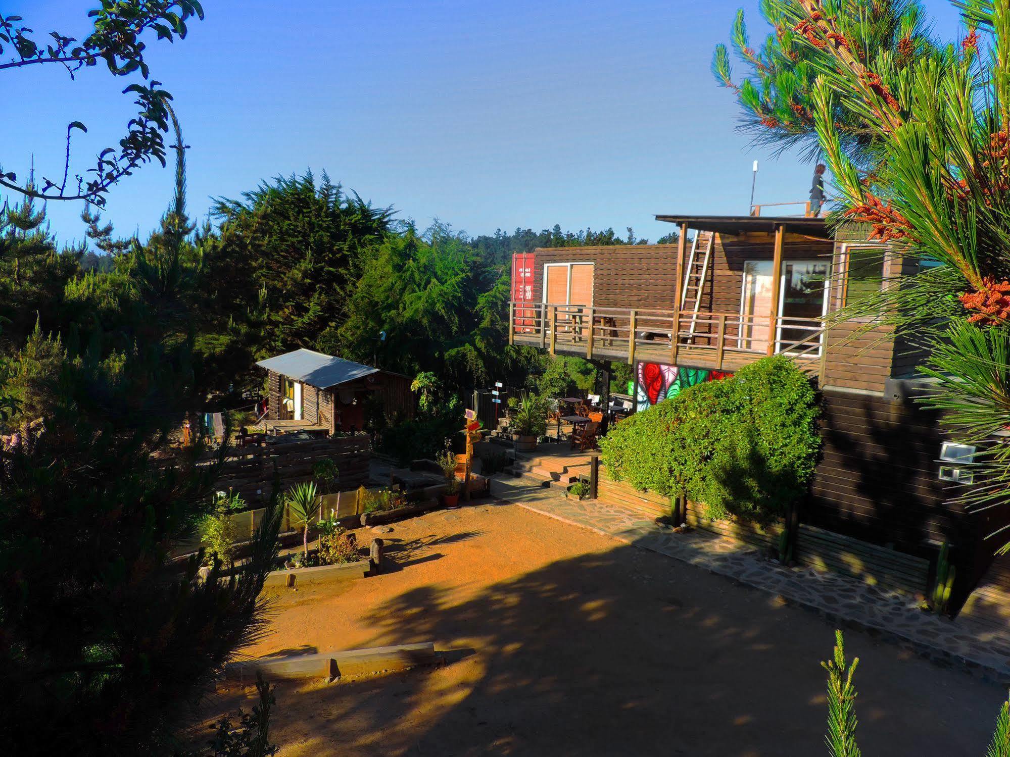 Sirena Insolente Hostel & Suites Pichilemu Exterior foto